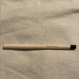 Rare Beauty Eyeliner in Cream and Black